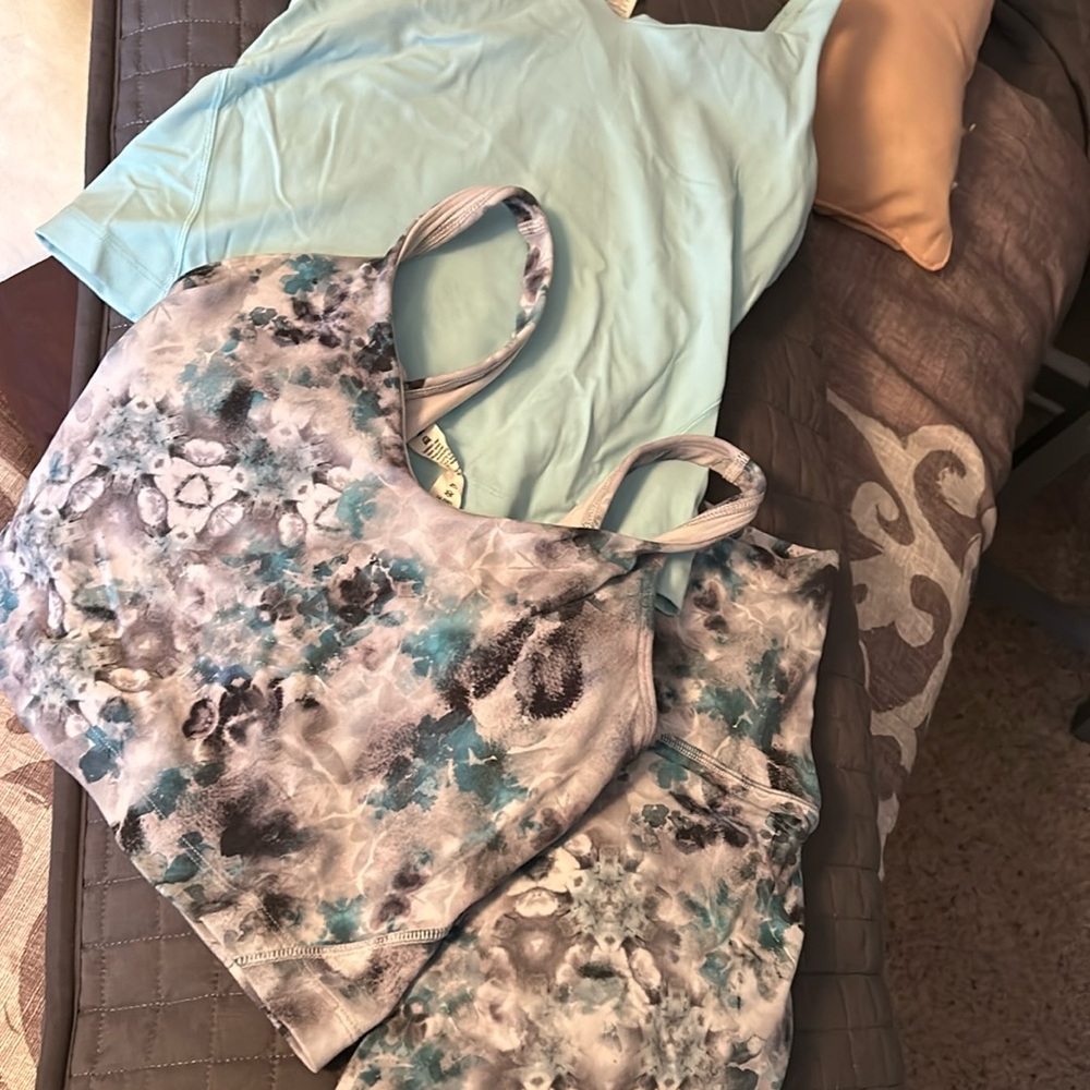 Lululemon 3 piece set. Size 2. Crop top leggings and tank top